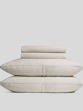 Parachute Linen Sheet Set (Queen) + 2 pillow cases - very lightly used- “Bone”